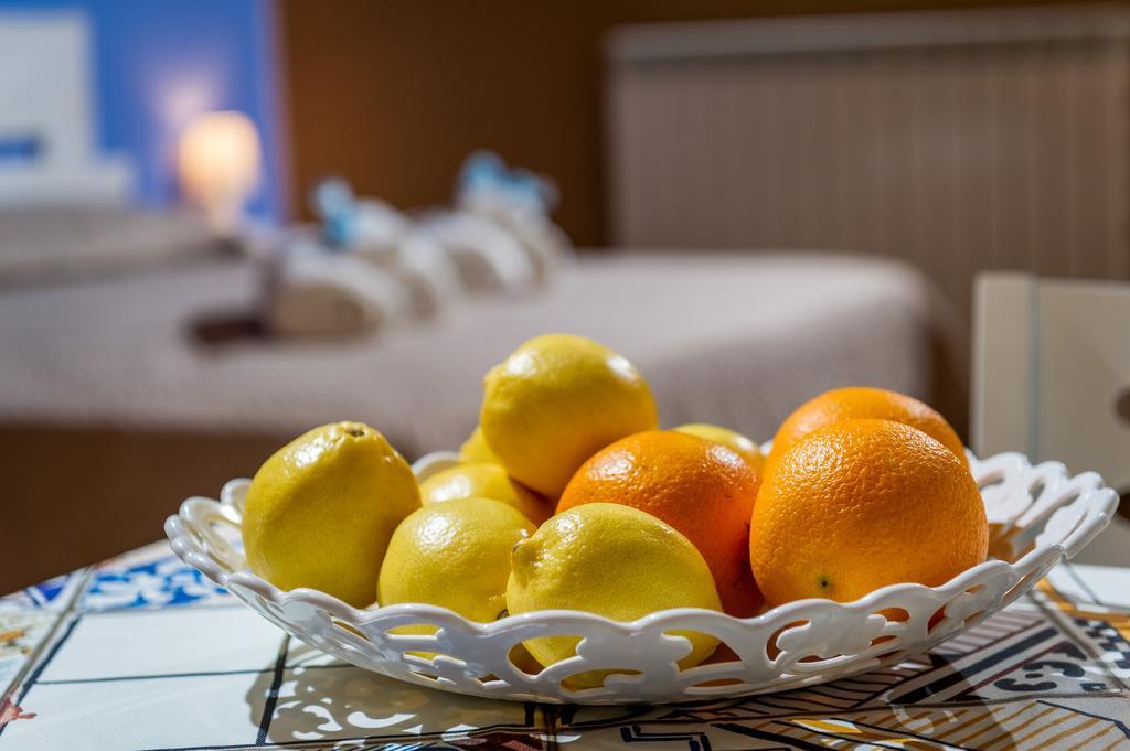อันติโก กานาเล Bed & Breakfast กัสเตลลัมมาเร เดล โกลโฟ ภายนอก รูปภาพ