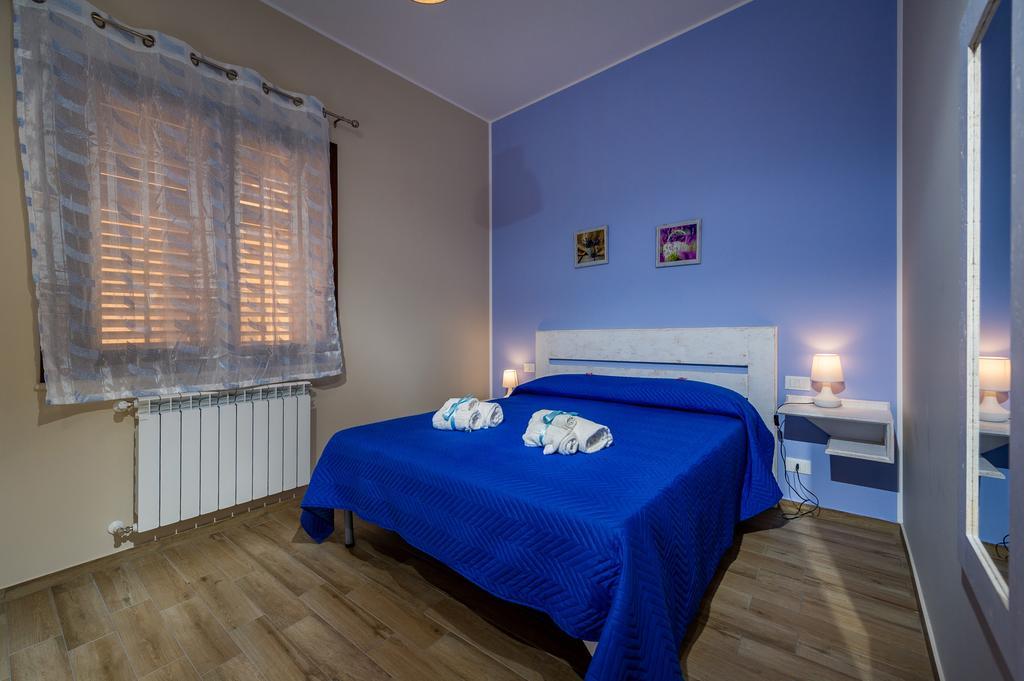 อันติโก กานาเล Bed & Breakfast กัสเตลลัมมาเร เดล โกลโฟ ภายนอก รูปภาพ