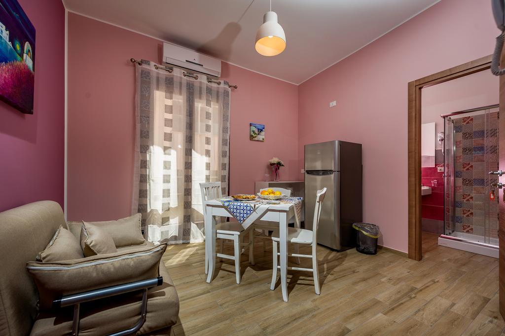 อันติโก กานาเล Bed & Breakfast กัสเตลลัมมาเร เดล โกลโฟ ภายนอก รูปภาพ